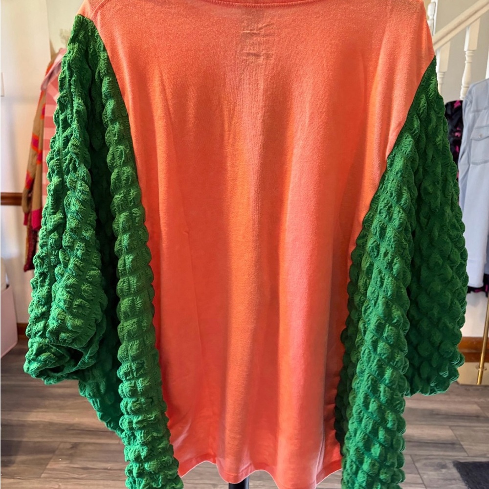 Rolling Stones Graphic Top with Green Sleeves - Picture 3 of 4
